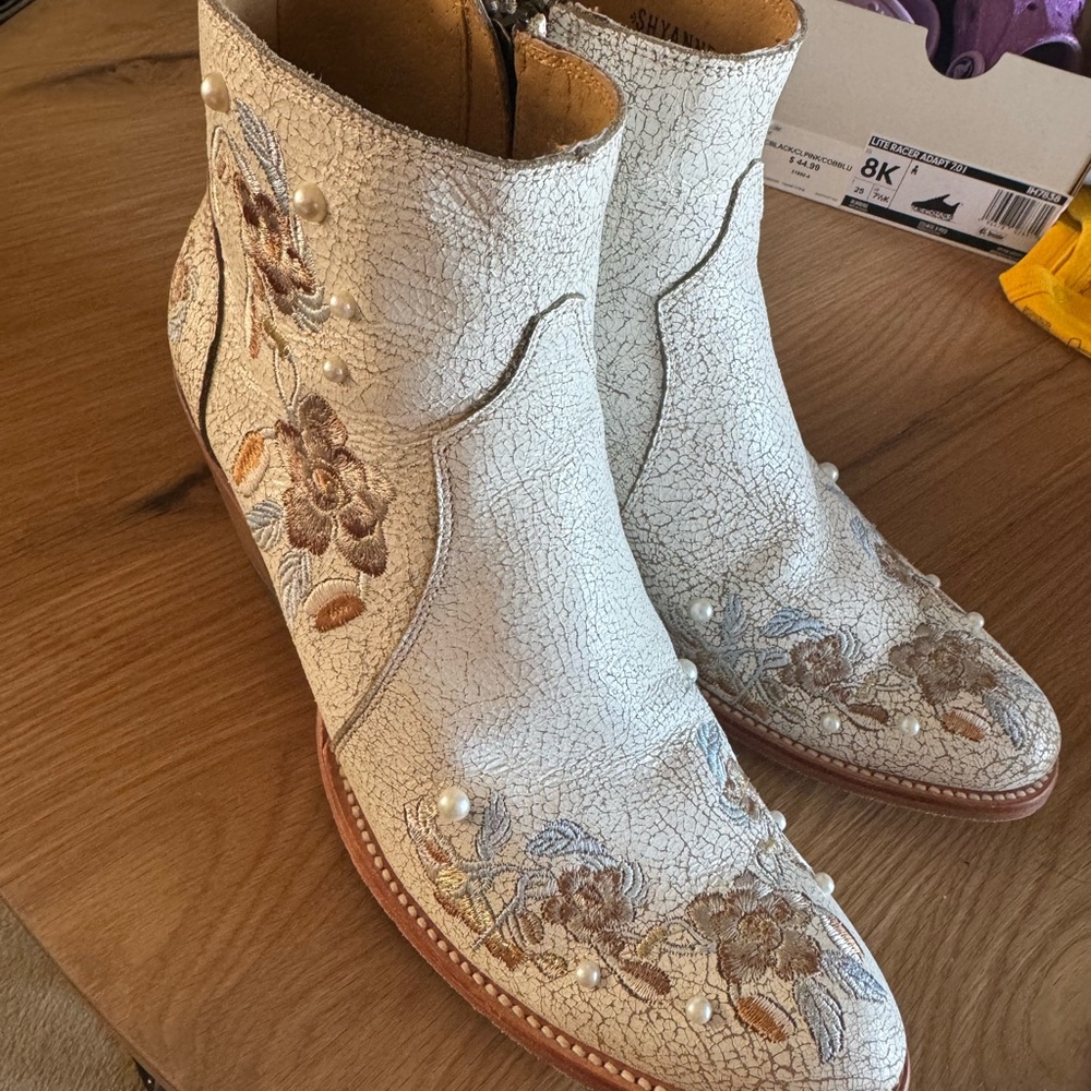 Shyanne White Cracked Leather Embroidered Pearl Ankle Boots